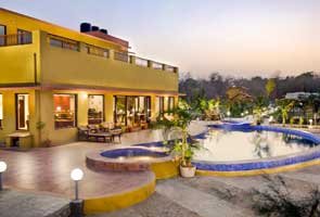 Top Place to Stay In Jim Corbett